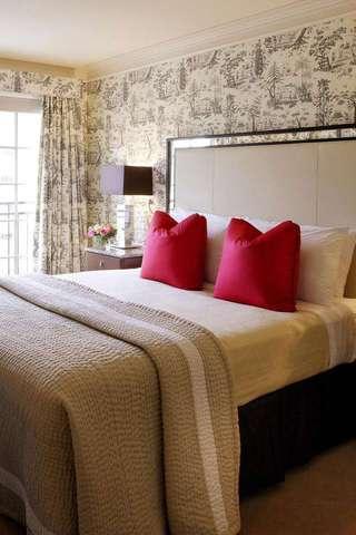 Bedroom Puzzle